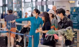 Hàng không đột ngột báo lãi: Có phần góp từ giá vé máy bay cao?