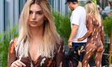 Emily Ratajkowski mặc xuyên thấu khoe nội y táo bạo trên phố
