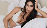 Kim Kardashian khoe ngực đầy gợi cảm hút triệu lượt thả tim