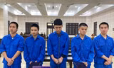 Nam thanh niên bị đánh nhập viện vì hôn tay nữ nhân viên rót bia