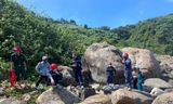Phát hiện thi thể nam giới dưới vực sâu ở bán đảo Sơn Trà