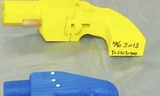 Khẩu súng nhựa chế tạo bằng máy in 3D bị cảnh sát thu giữ.