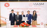 Trường Đại học Ngoại thương ký kết biên bản ghi nhớ hợp tác với Viện Nghiên cứu cao cấp về Toán 