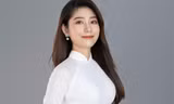 Á khôi Hutech duyên dáng trong tà áo dài truyền thống