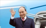 Chủ tịch nước Nguyễn Xuân Phúc lên đường thăm cấp Nhà nước tới Indonesia
