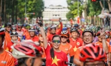 2.000 người dân TPHCM đạp xe diễu hành mừng đại lễ 30/4