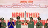 Công an TPHCM tiếp lửa truyền thống và tuyên dương Gương mặt trẻ CATP tiêu biểu