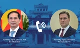 Bộ trưởng Bùi Thanh Sơn và Bộ trưởng Ngoại giao Serbia Nikola Selakovic. (Ảnh: Mofa)