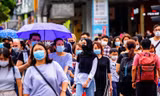 Singapore chủ trương sống chung với COVID-19 như với bệnh cúm. (Ảnh: Telegraph)