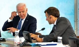 Tổng thống Mỹ Joe Biden và Tổng thống Pháp Emmanuel Macron trong cuộc họp thượng đỉnh của G7 tại Anh hồi tháng 6. (Ảnh: Reuters)