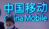 Trong một cửa hàng của China Mobile. (Ảnh: Reuters)