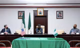 Ngoại trưởng Mỹ Antony Blinken trong cuộc gặp Phó Tổng thống Nigeria Yemi Osinbajo và Ngoại trưởng Geofrey Onyeama ngày 18/11. (Ảnh: Reuters)