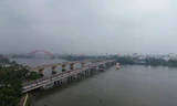 Nâng tĩnh không 2 cầu huyết mạch, khơi thông vận tải thủy trên sông Sài Gòn 