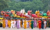 Đoàn rước rồng diễu hành tại Quảng trường Ba Đình năm 2010.Ảnh: Hồng Vĩnh