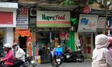 Cửa hàng rau, thực phẩm an toàn Hapro Food số 68 Hàng Bông đã ngừng bán rau hơn một năm qua. Ảnh: Trường Phong