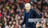 HLV Wenger không có được niềm vui trọn vẹn trong dịp kỷ niệm sinh nhật. Ảnh: Getty Images