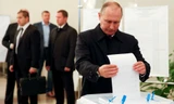 Số người ủng hộ ông Putin gấp gần 10 lần ứng viên sát nút