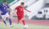 U19 Việt Nam (phải) chơi ngày càng tiến bộ tại giải U19 Đông Nam Á. Ảnh: VSI