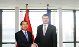Phó Thủ tướng Vũ Văn Ninh gặp Phó Chủ tịch Ủy ban châu Âu (EC) Valdis Dombrovski. Ảnh: VGP/Thành Chung 