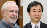 Nhà khoa học Takaaki Kajita (phải) và Arthur McDonald thắng giải Nobel Vật lý 2015. Ảnh: Guardian