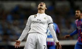 Ronaldo tỏ vẻ tức giận sau khi Bale ghi bàn mở tỷ số cho Real. Ảnh: AP