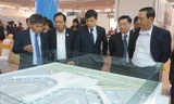 Lãnh đạo Bộ Giao thông Vận tải, Tổng công ty Cảng hàng không Việt Nam thăm quan mẫu thiết kế sân bay lấy ý tưởng bông hoa sen cách điệu