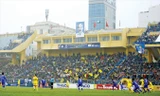 Hơn 15.000 khán giả đến sân Hàng Đẫy theo dõi trận Siêu cúp QG - cúp THACO 2017 cuối tuần qua mang lại hy vọng lớn cho mùa giải 2018 về sức hút với khán giả. Ảnh: Như Ý.