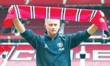 HLV Mourinho cần một chiến thắng cho màn ra mắt ở Manchester United. Ảnh: GETTY IMAGES