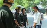 Lực lượng CSCĐ không được phép cắm chốt xử lý vi phạm như CSGT. Ảnh: Nguyễn Hoàn