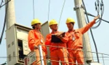 Chưa quyết tăng giá điện năm 2017