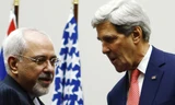 Ngoại trưởng Mỹ John Kerry và Ngoại trưởng Iran Mohammad Javad Zarif (trái). Ảnh: Guardian