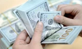 Giá USD trong nước vọt tăng
