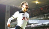 Dele Alli khiến Chelsea nhận trái đắng với cú đúp trên sân White Hart Lane. Ảnh: Getty Images