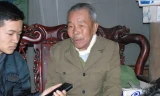Cụ Nguyễn Xuân Quảng (bố ông Triển) kể lại sự việc với phóng viên Tiền Phong.