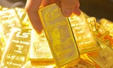 Giá vàng hôm nay 10/3: Tiếp tục lao dốc