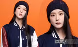 Jisoo tại show Tommy: Nhan sắc "cân trọn" Getty Images, giúp áo khoác "cháy hàng"