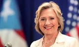 Bà Hillary Clinton kiếm bộn tiền nhờ bán sách và diễn thuyết.