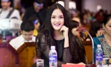 Á hậu Hoàng Anh xinh đẹp trên ghế giám khảo
