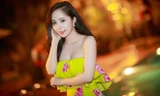 Quỳnh Nga trễ nải vòng một gợi cảm đi dự tiệc