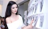 Ngọc Hân mặc jumpsuit trắng muốt làm giám khảo