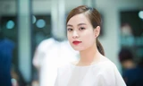 Hoàng Thùy Linh xinh đẹp, dịu dàng với váy trắng.