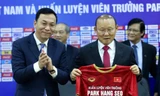 Sắc thái Park Hang Seo trong buổi ký hợp đồng mới với VFF