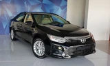 Đại lý giảm giá mạnh, đẩy hàng tồn Toyota Camry ở Việt Nam