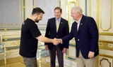 Xung đột Nga - Ukraine ngày 13/8: Thượng nghị sĩ Mỹ thăm Ukraine, nói về chiến dịch ở biên giới Nga