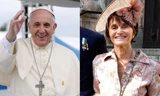 Giáo hoàng Francis (trái), Công chúa Maria Teresa (phải).