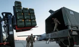 Ukraine nhận thêm 180 tấn đạn dược từ Mỹ, tên lửa phòng không từ Lithuania