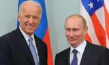 Hai ông Biden - Putin trong cuộc gặp năm 2011. Ảnh: AA