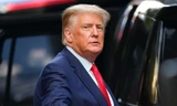 Cựu Tổng thống Trump yêu cầu FBI trả lại tài liệu