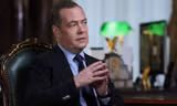 Ông Dmitry Medvedev: Phương Tây đánh giá thấp Nga về vũ khí hạt nhân
