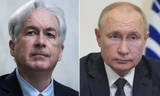 Tổng thống Nga Vladimir Putin (phải) và Giám đốc CIA William Burns. Ảnh: Reuters